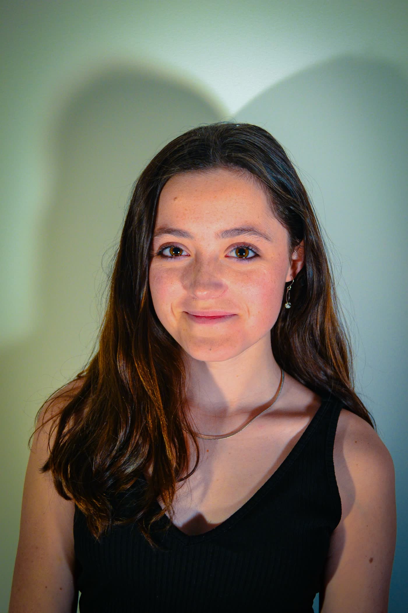 Hannah Duggins headshot